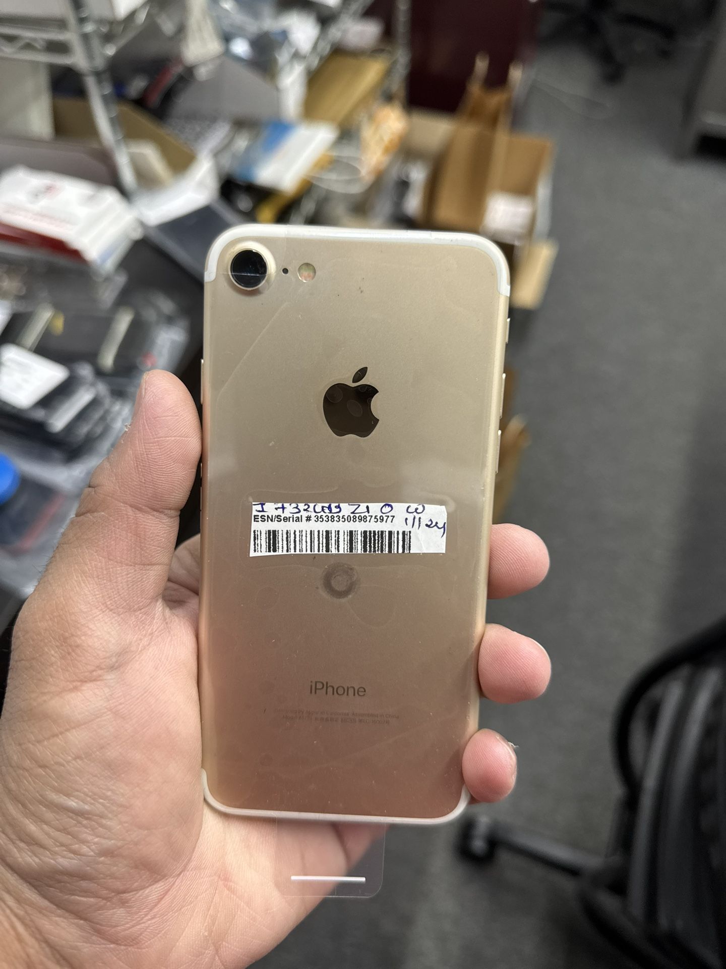Excellent- Apple Iphone 7 32 Gb *Factory Unlocked*