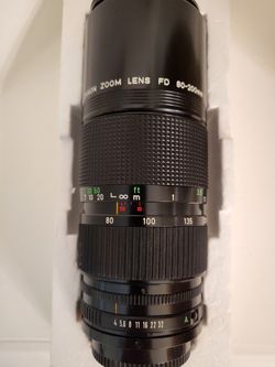 Canon 80-200mm f/4 Zoom Lens