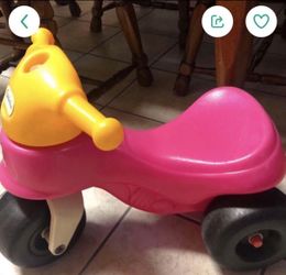 Little Tikes Push & Scoot Trike
