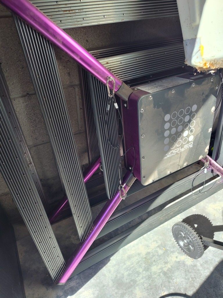 Four- X² Commercial LED Grow Lights