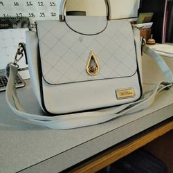 BOLSA BUENAS CONDICIONES 