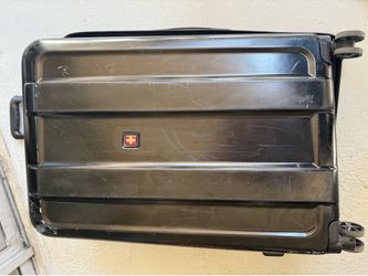 SWISSTECH / SwissGear Hard‑Shell Suitcase