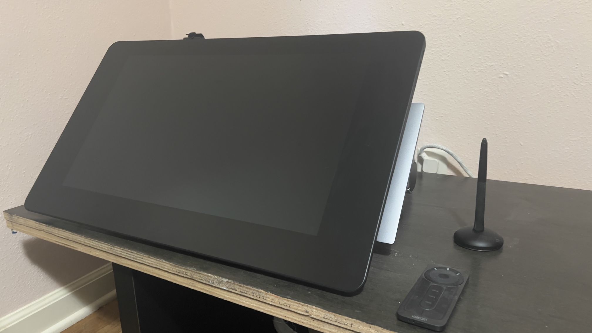 Wacom Cintiq Pro 24” With Ergo Stand