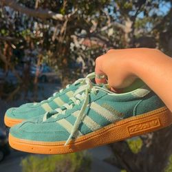 ADIDAS SPEZIAL - BEAUTIFUL GREEN SHOES! 