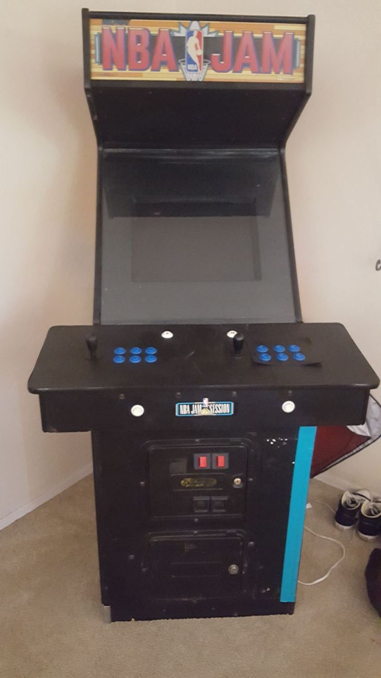 NBA Jam video game with over 300 old school games