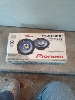 Bocinas Pioneer