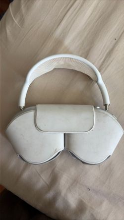 AirPods Max