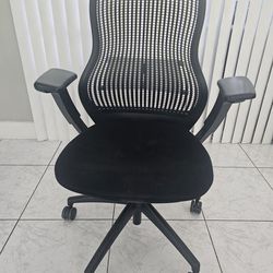 Excellent office chairs