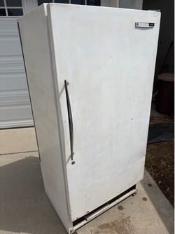 *Working* Sears COLDSPOT Garage Freezer *31” x 65”* *SALE!*