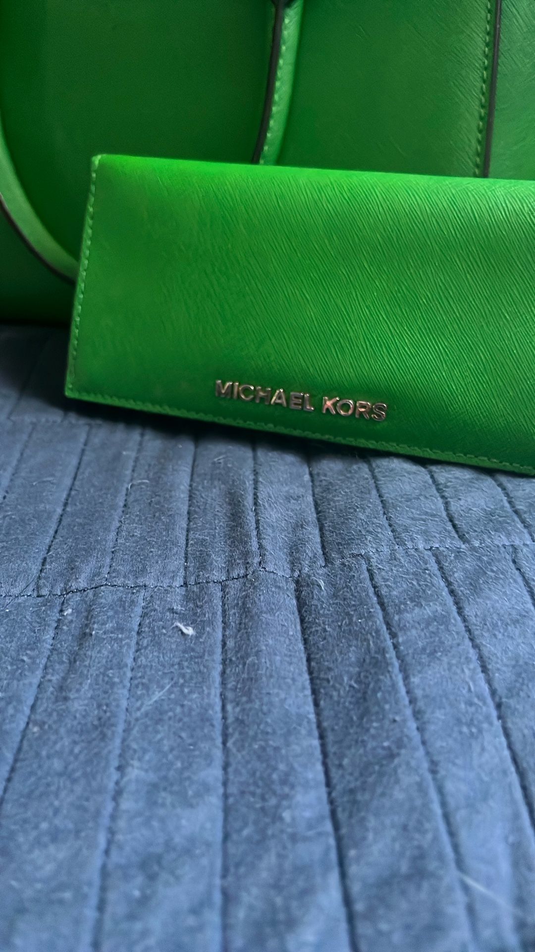 Green Michael Kors Satchel Purse W/wallet