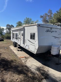 3134 Blaze’n Toy Hauler