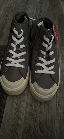 Little girl, shoes, size 4
