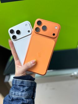 Iphone 17 Pro max (Unlocked ) 