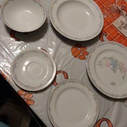 79 Piece Set Of Illusions China 