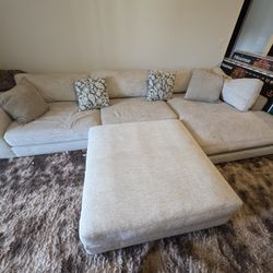 Rooms To Go Large Couch With Ottoman 