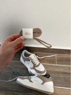 Alo sneakers