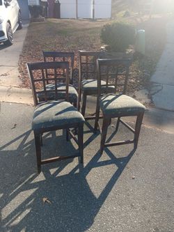 4 Chairs