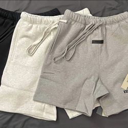 Essentials Shorts