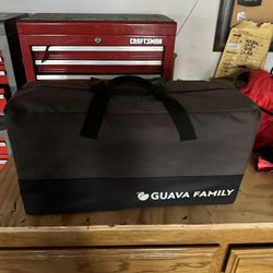 Guava Family Travel Crib