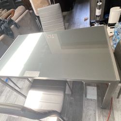 Dining Table Set 