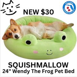 Squishmallows Wendy frog bolster pet bed