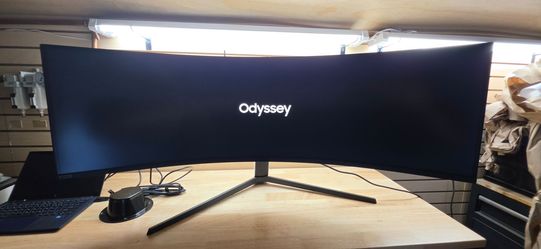 Samsung Odyssey Neo G9 49” LS49AG952NNXZA 5120x1440 240Hz