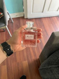 Women’s Perfume / Fragrance
