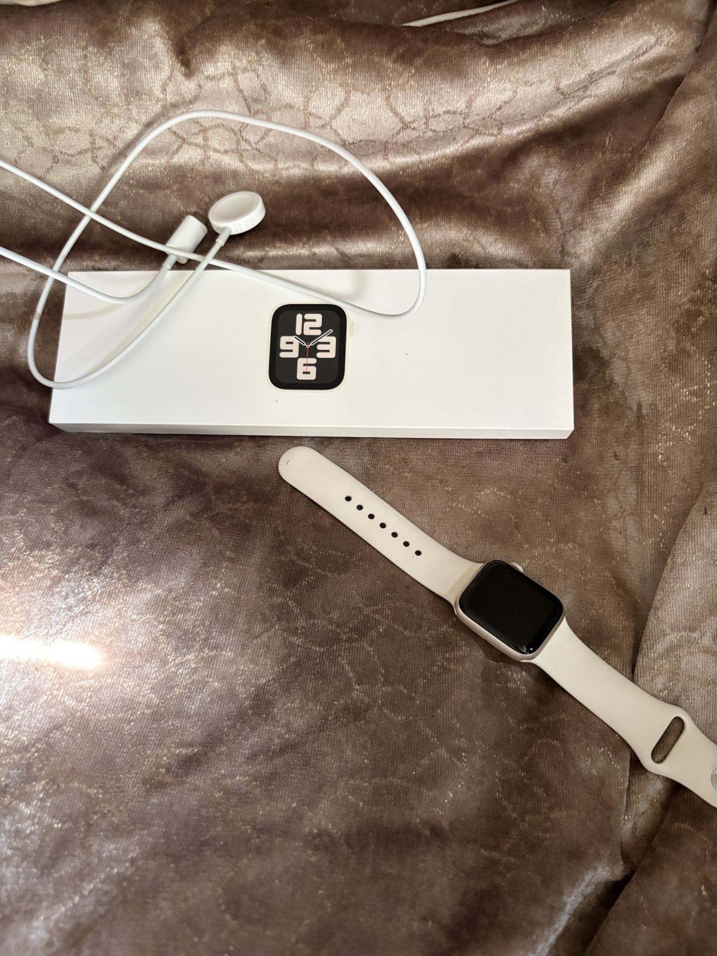 Apple Watch With Charger