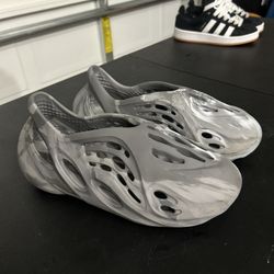 Yeezy Foam Runner