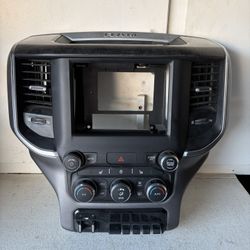 2019+ Dodge Ram Radio Bezel Trim