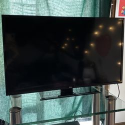 TCL 32” LED HD Roku TV