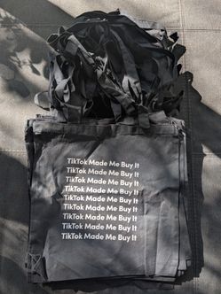 29 TikTok Made Me Buy It Tote Bags – Bulk Lot – Black