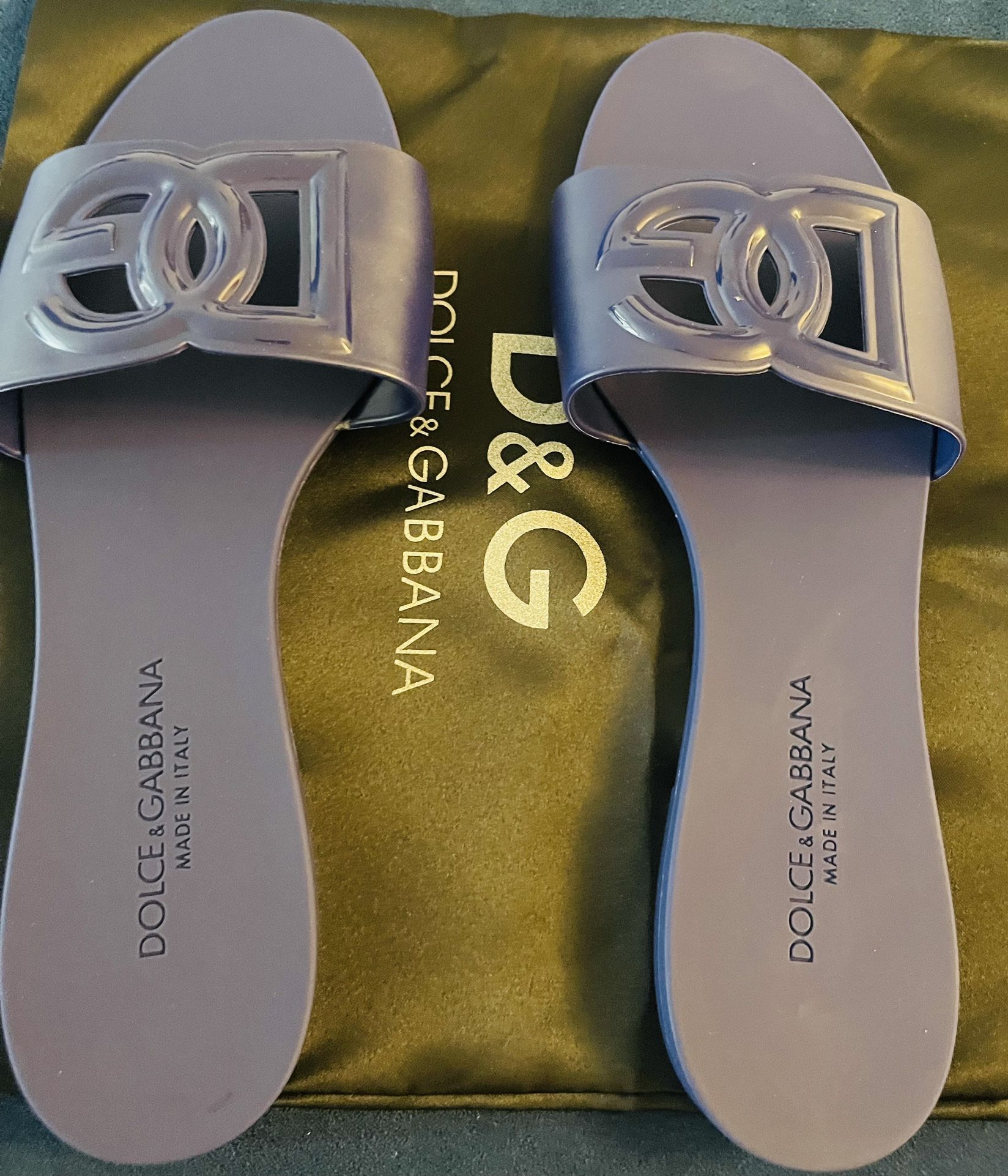 NWT D&Gwomen sandals size EU41New With Dust Bag