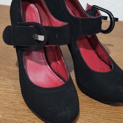 Women Shoes 