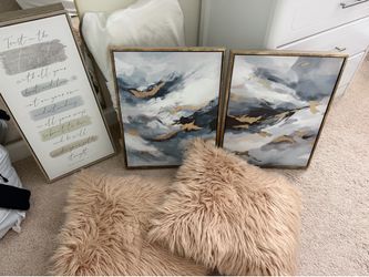 3 pictures + 2 pillows