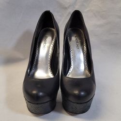 ☆BEBE☆ Snakeskin platform sky high stiletto heels Size 6M