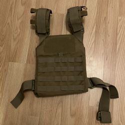 Spartan Plate Carrier ( Plates Not Included )