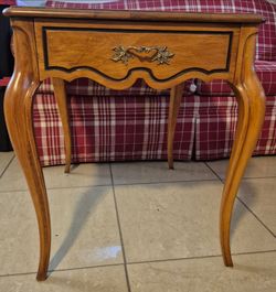 French Louis XV Side Table, Provincial Wood Side Table with Drawer