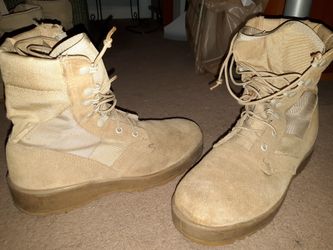 Tan brown dessert boots 8 R