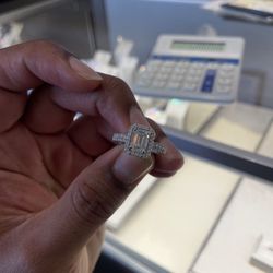 2 Carat 14k Gold Pre Owned Engagement Ring & Wedding Band