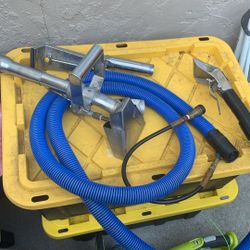 Steamers/vacuum  Wands I Don’t Know If They Work 