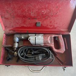 Milwaukee Right Angle Drill With Drill Bits