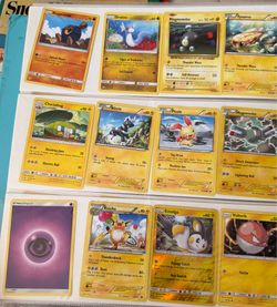 POKÉMON CARDS