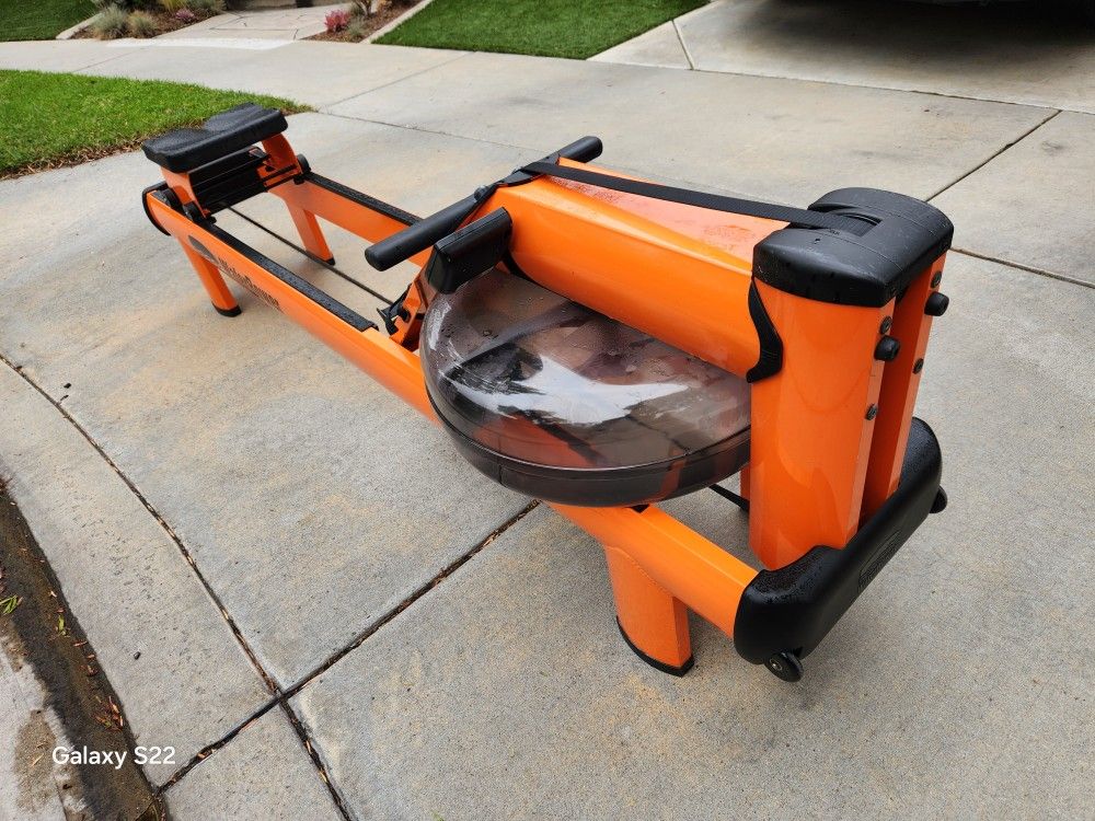 Water Rowing Machine