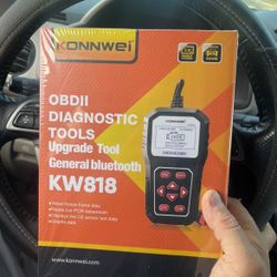 KONNWEI KW818 OBD2 Scanner – Full OBDII Diagnostic Tool with Live Data, I/M Readiness, Freeze Frame & More – Check Engine Code Reader for All 1996 & N