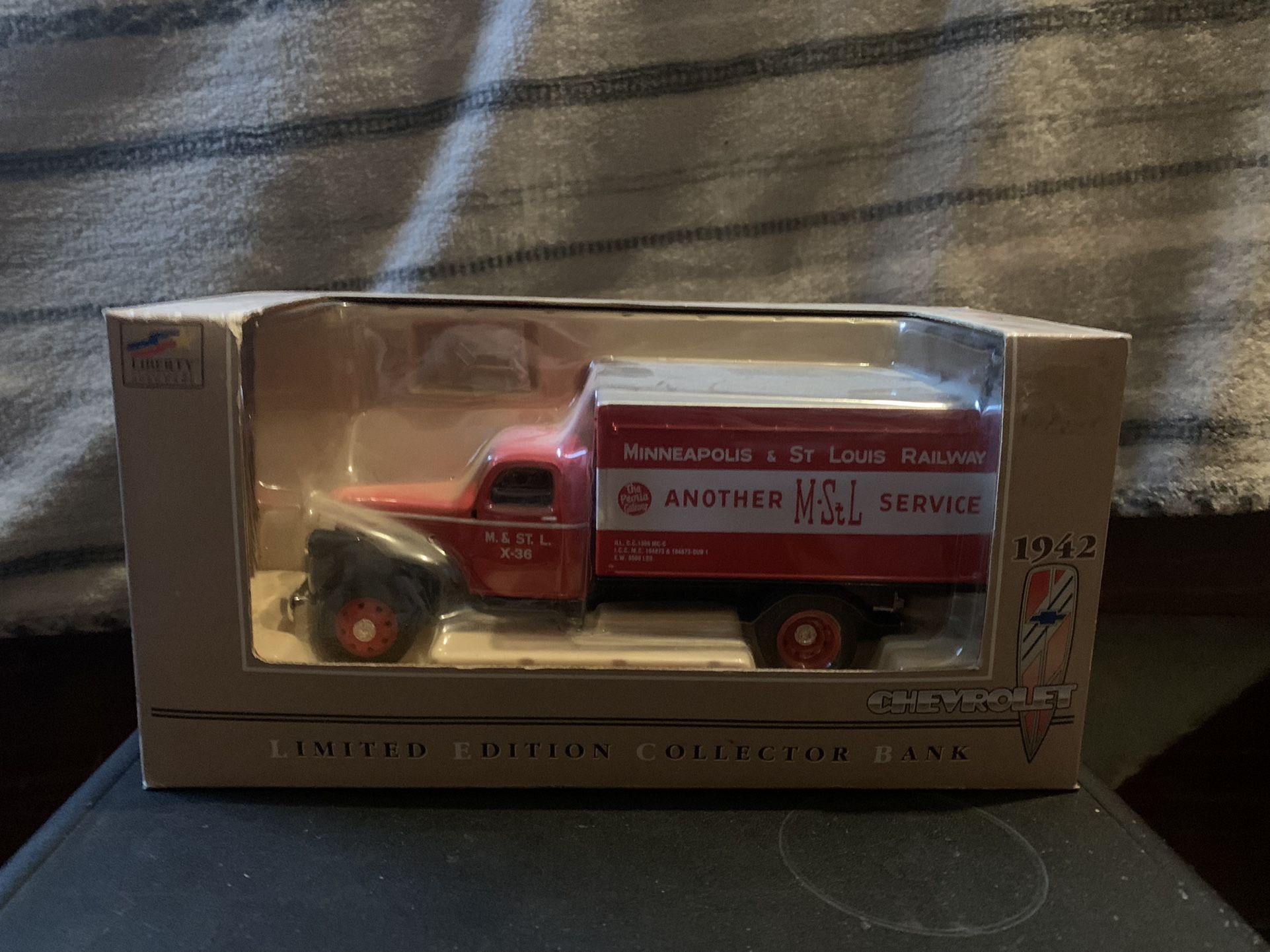 Liberty Classics 1942 Chevrolet Truck