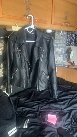Ladies Black Jacket Size L