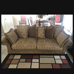 Cindy Crawford RTG Sofa & XL Chair With Ottoman