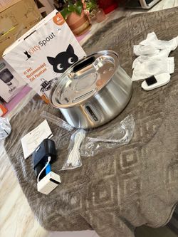 Kitty spout, wireless new stainless steel cat water fountain W 5 filters