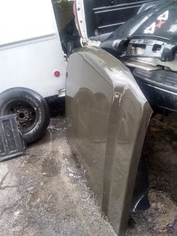 hoot for Chevy Silverado 2004